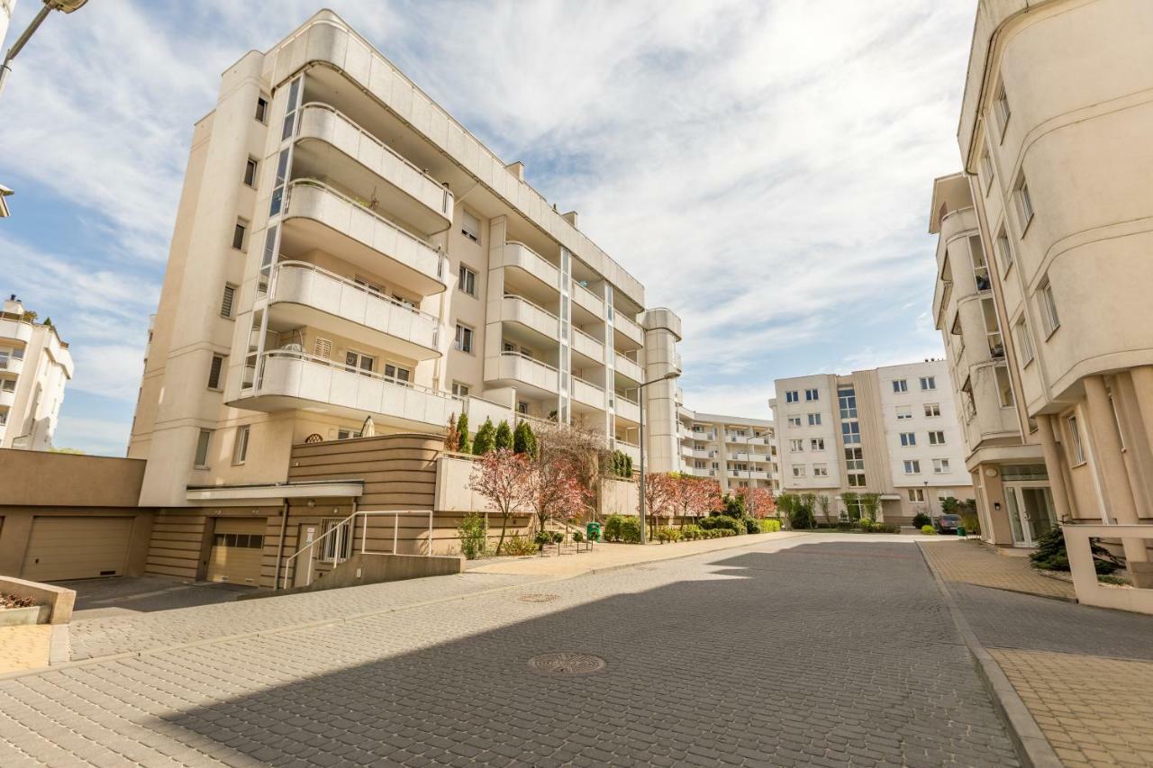Apartament Tarasy Sobieskiego ทอรูน ภายนอก รูปภาพ